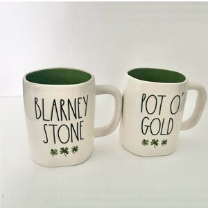 Rae Dunn BLARNEY STONE & POT O’ GOLD Mugs St. Patrick's Green Inside NEW
